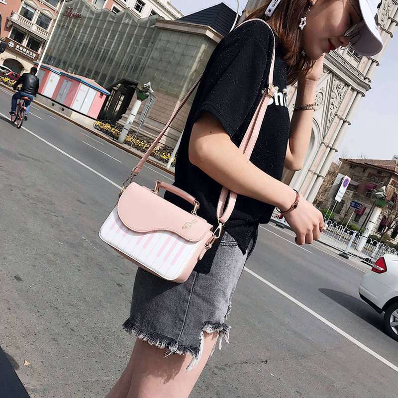 Pink new fashion hit color piano printing handbag sweet wind fresh shoulder K7M1