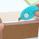 1pcs Plastic Mini Paper Envelope Stationery Hand Tool Random Color V4G7 E4D H3A8