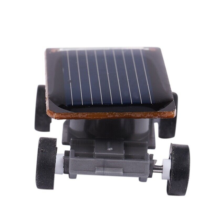 Solar Power Energy Frightened Grasshopper Insect Bug Locust B7Y2