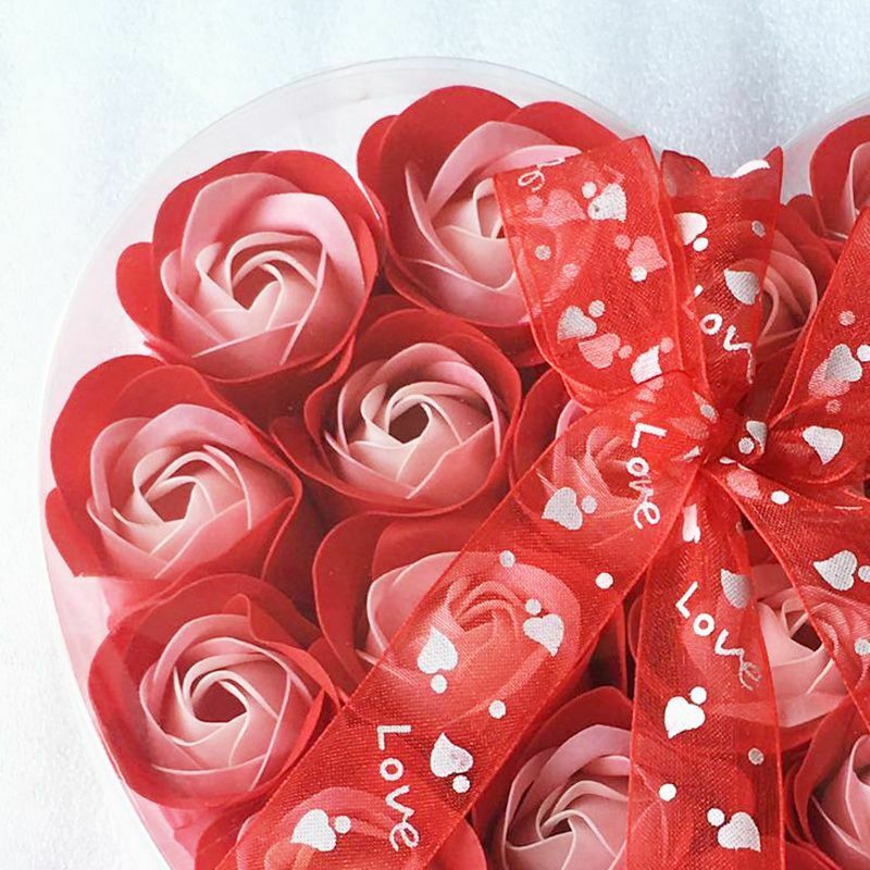 Lovely 24 Pcs Red Scented Bath Soap Rose Petal in Heart Box (Red) S3G5
