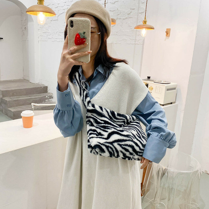 Animal Pattern Shoulder Underarm Bag Women Plush Top-handle Handbag (7)