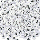 200pcs Lot Mini Acrylic Alphabet Letter Coin Round Flat Loose Spacer Beads I1D0