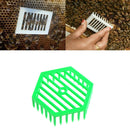 1PC Plastic Green Queen Marker Cage Clip Bee Catcher Beekeeping Tool JR