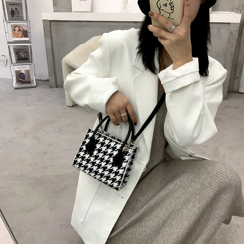Retro Plaid Shoulder Crossbody Bag Women PU Portable Totes Handbags (Black)