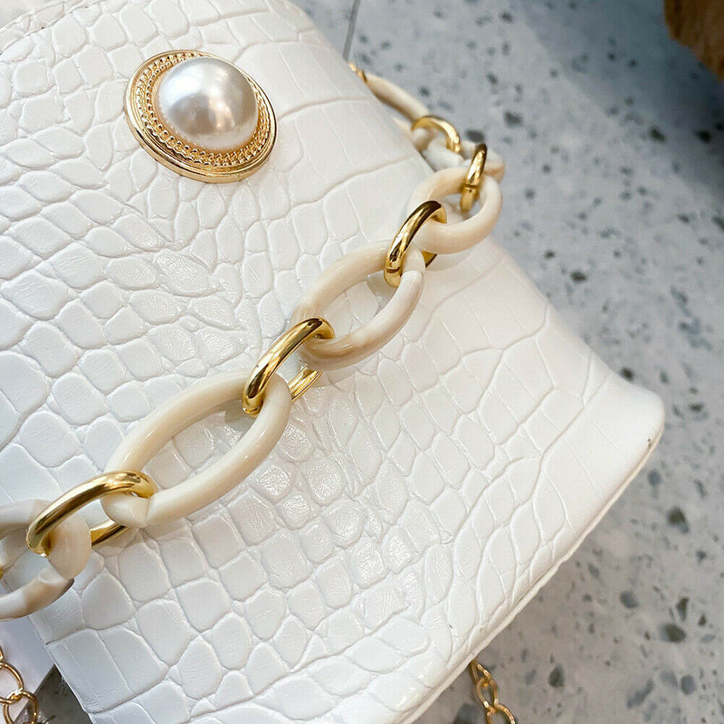 Alligator PU Women Drawstring Acrylic Chain Crossbody Shoulder Bag (White)