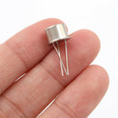 2Pcs 2N4427 Transistors TO-39 MOT JR