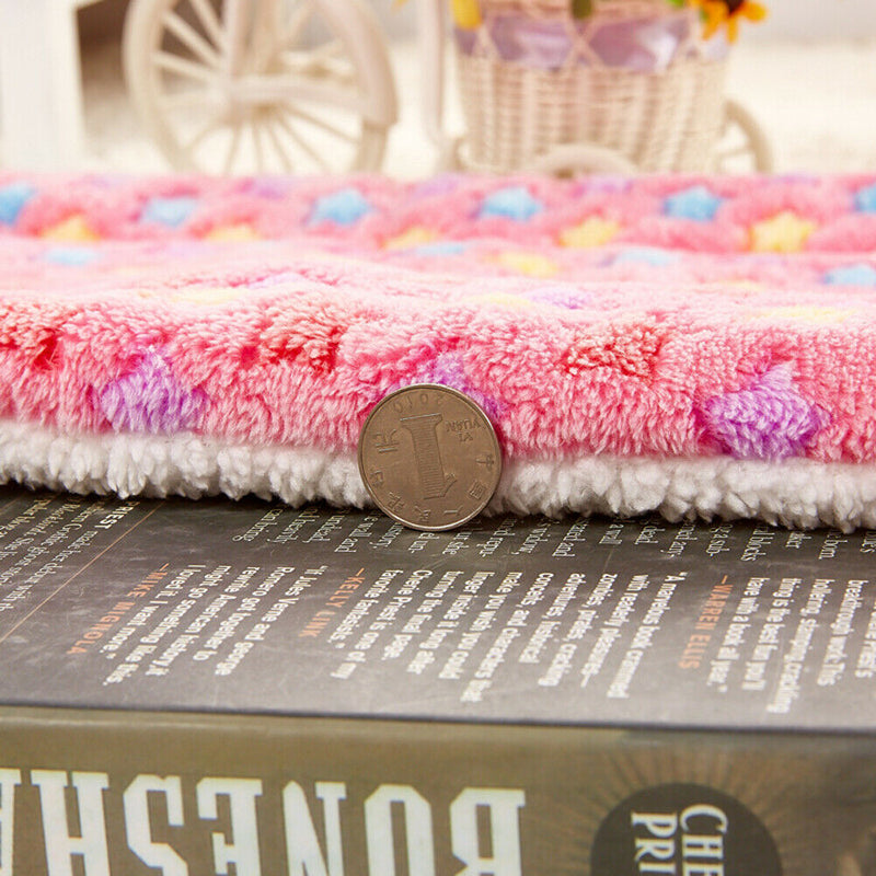 Dog Cat Blanket Pet Cushion Bed Soft Velvet Winter Warm Sleep Mat(Pink M)