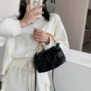 Women Pleated Handbag Stone Pattern PU Chain Shoulder Crossbody Bag (Black)